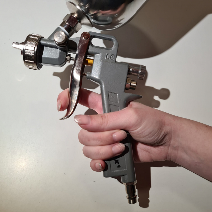 Pistol de vopsit, Matrix 573149, cana metalica 600 ml, duza 1.2, 1.5 si 1.8 mm, consum aer 75 - 230 l/min [13]