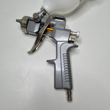 Pistol de pulverizare, Vorel 81618, pentru lac,  cupa plastic 0.68 ml, duza 1.5 mm, consum aer  450 l/min [4]