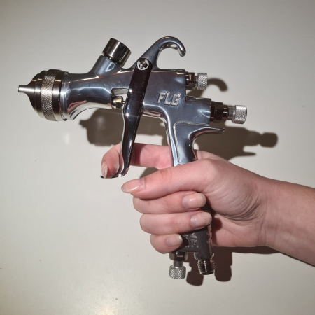 Pistol de vopsit DeVilbiss FLG-G5, cupa plastic 560 ml, disponibil diferite duza, consum aer 277 l/min [4]