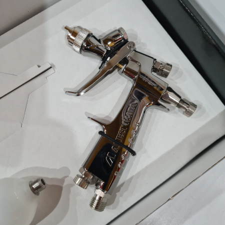 Pistol de vopsit pentru retus, Anest Iwata LPH-80, cupa plastic 70 ml, duza 0.6 - 1.2 mm, consum aer 60 l/min [1]