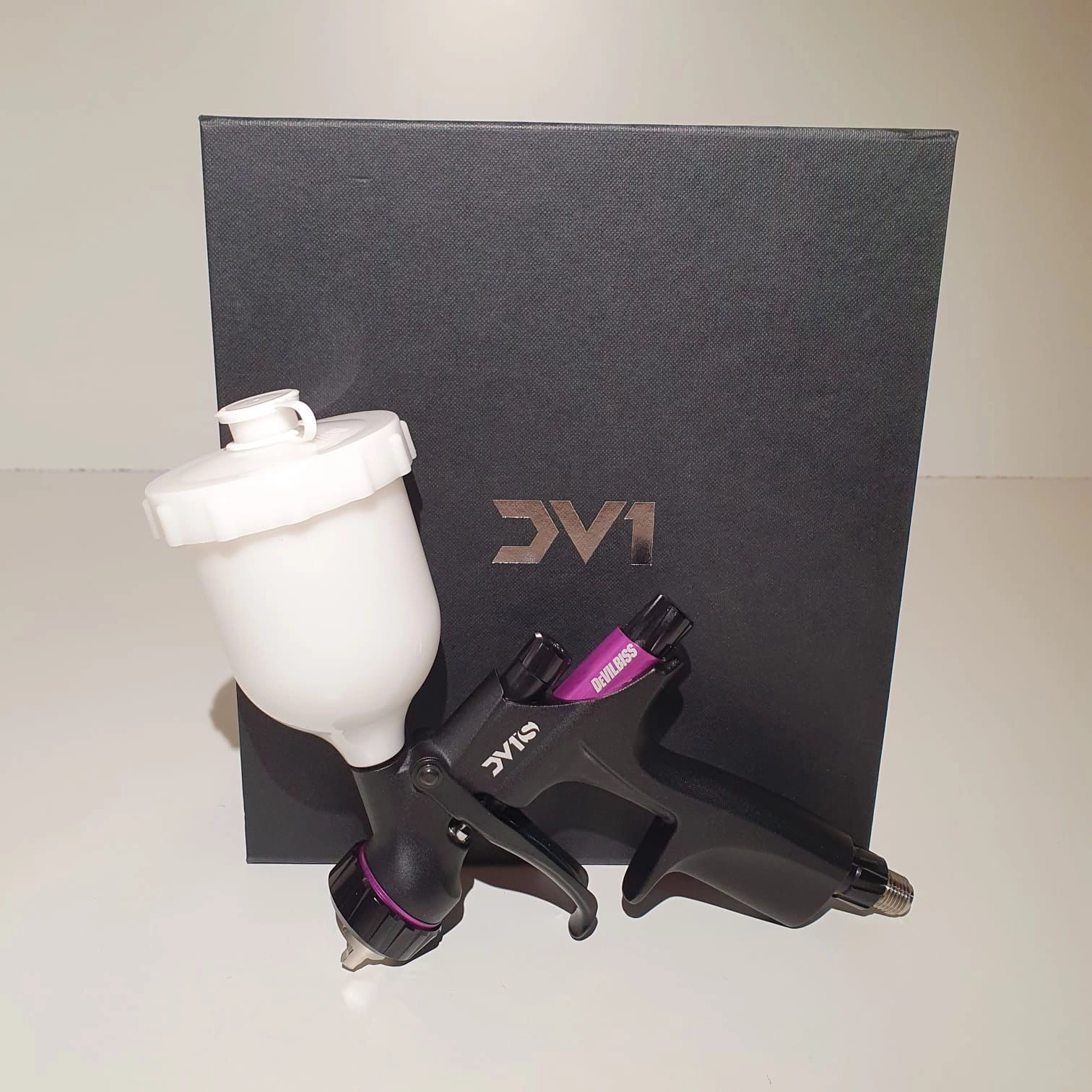 Pistol de vopsit pentru retus, DeVilbiss DV1s Smart/Spot Repair, cupa plastic 125 ml, diferite duza, consum aer 115-130 l/min [8]