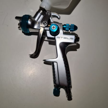 Pistol de vopsit, STELS 57365, cana plastic 600 ml, duza 1.1 mm si 1.3 mm, consum aer 165-220 l/min [3]