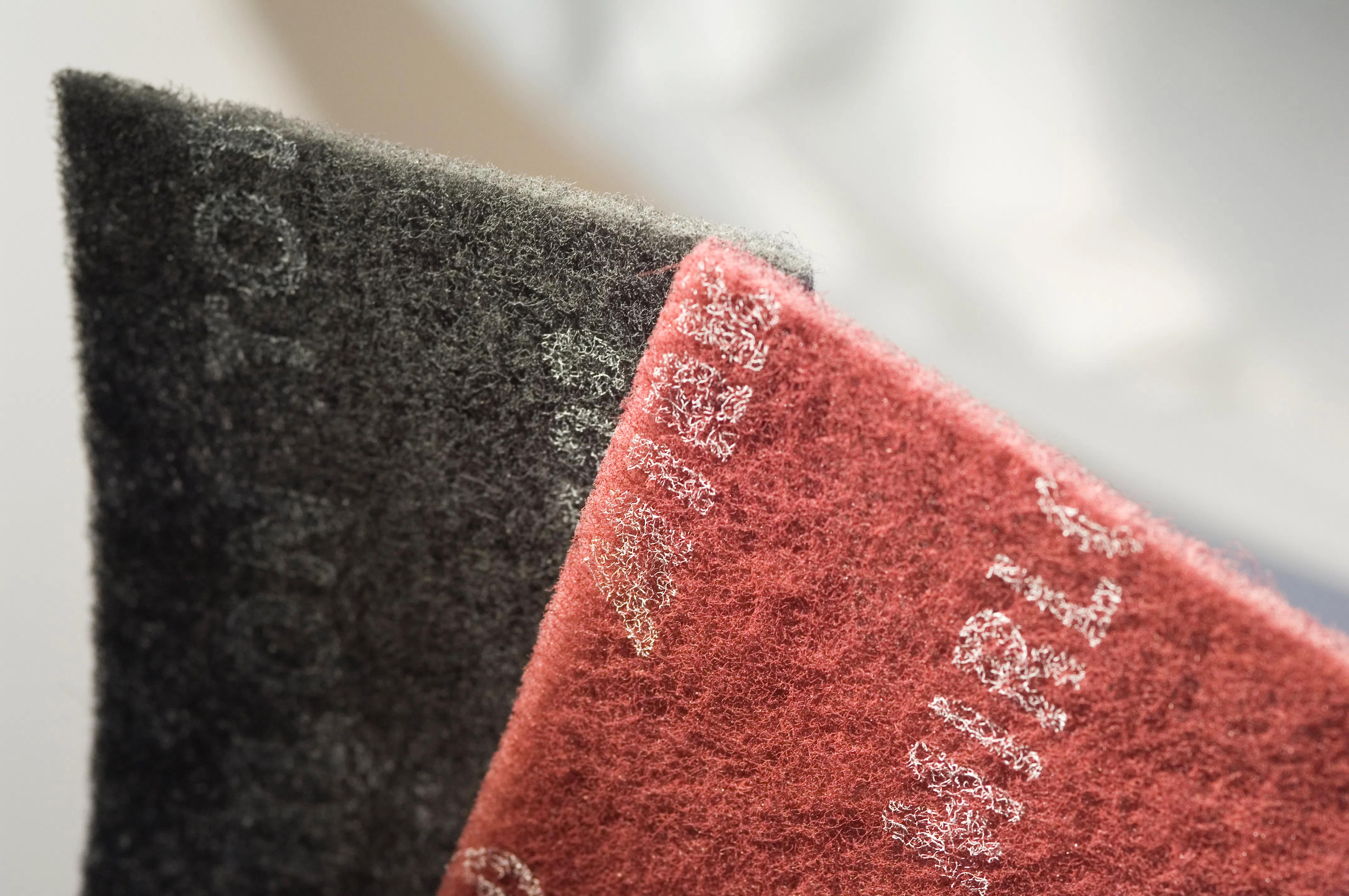 Rola pasla abraziva, Mirka Mirlon Total®, gri/rosu, dimensiune 115 mm x 10 metri [3]