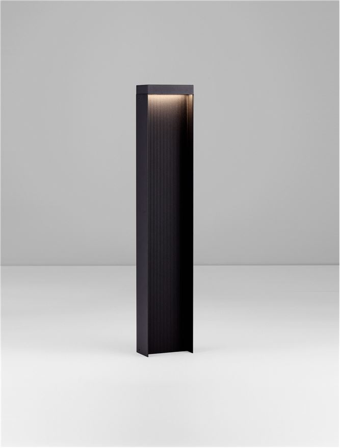 Alley stalp exterior-mare [2]