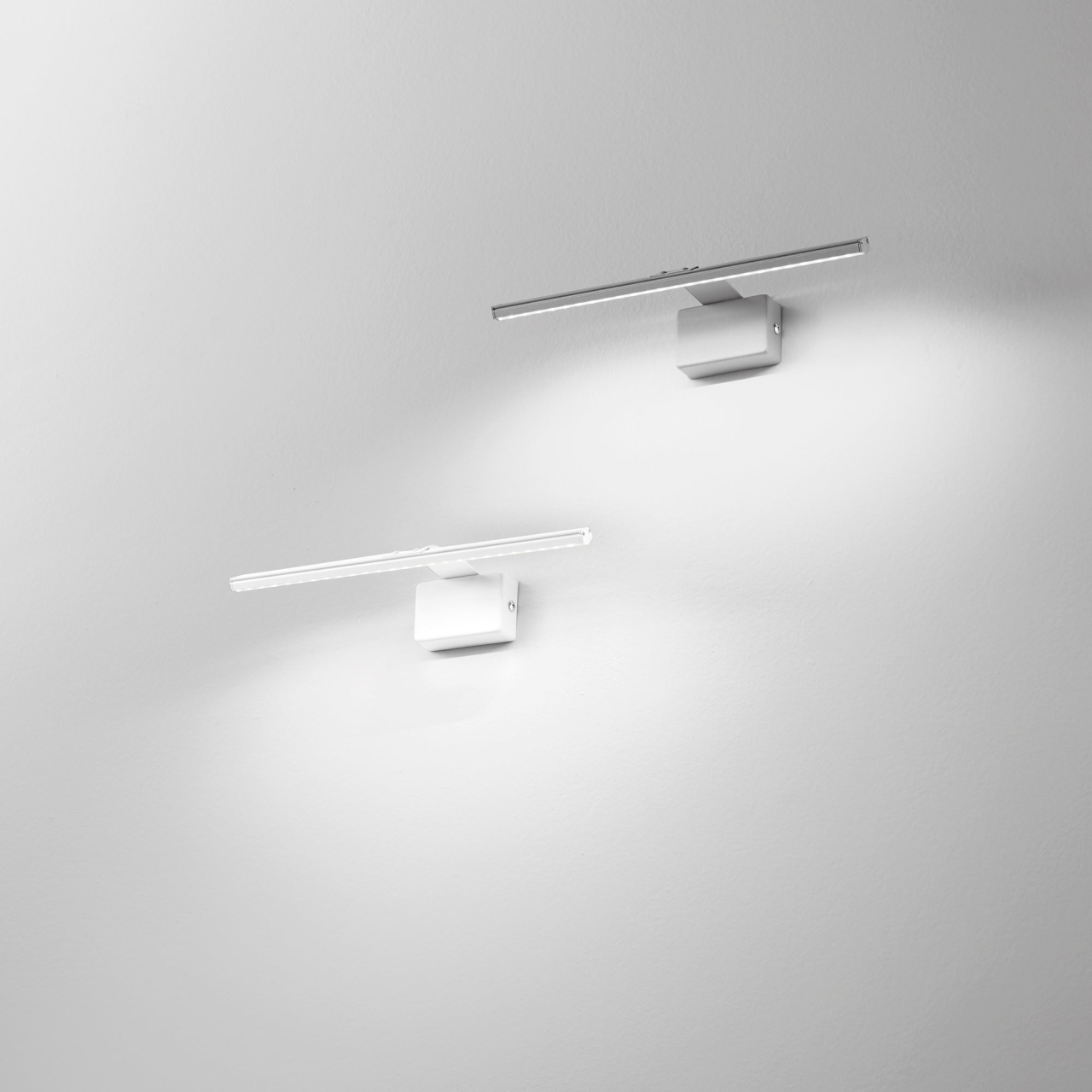 APPLIQUE LED ALCOR BIANCA 5W 550LM 3000K 30,5X15X10CM [2]