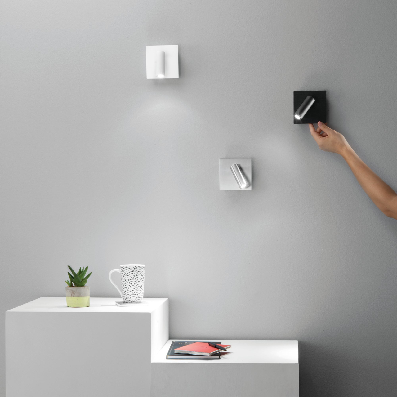 APPLIQUE LED DICKENS ORIENTABILE NERA 220LM 3000K 11X11X9CM [3]