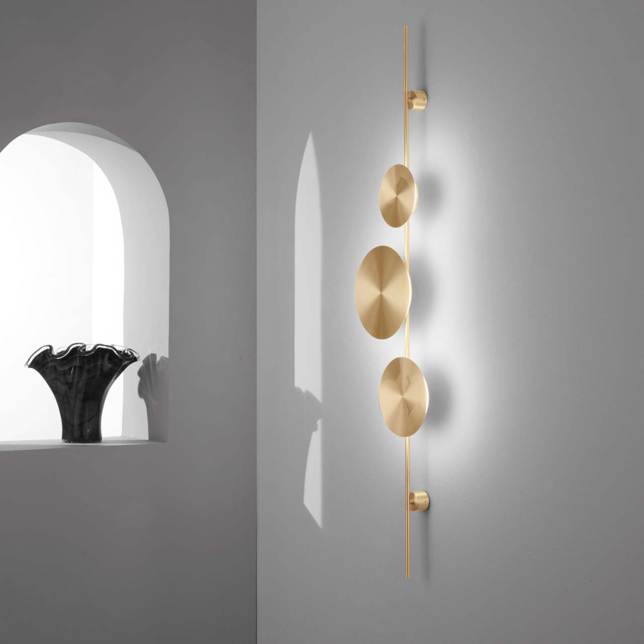 APPLIQUE LED IDOL ORO 33W 3720LM CCT 30,5X9X140CM [2]