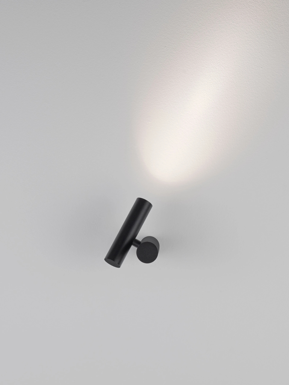 AVELO 1 black [13]