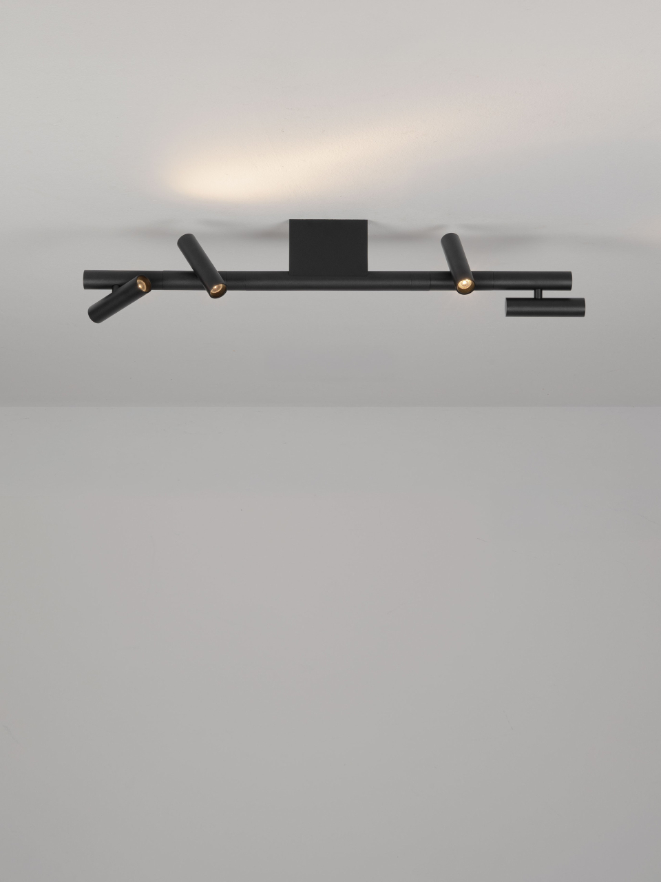 AVELO 1 black [6]