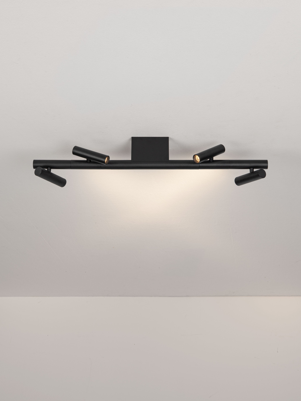 AVELO 1 black [7]