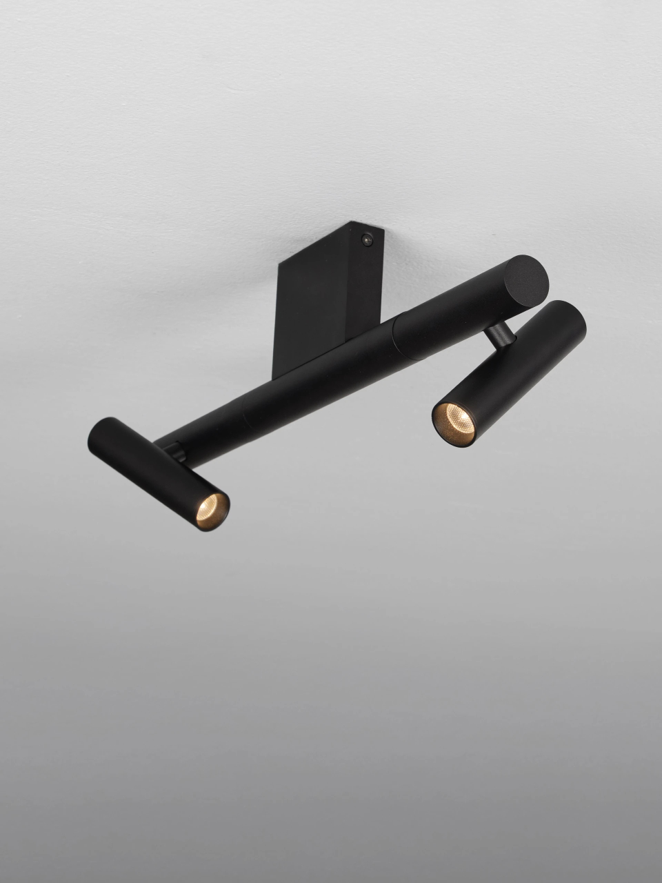 AVELO 1 black [5]