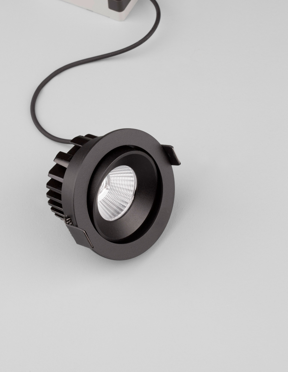 Blade B30-12W-RC-D9 [3]
