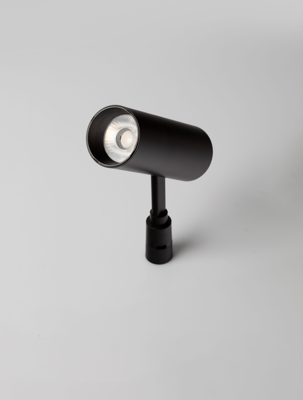 Chroma B30-12W-Triac-A36-H13 [3]