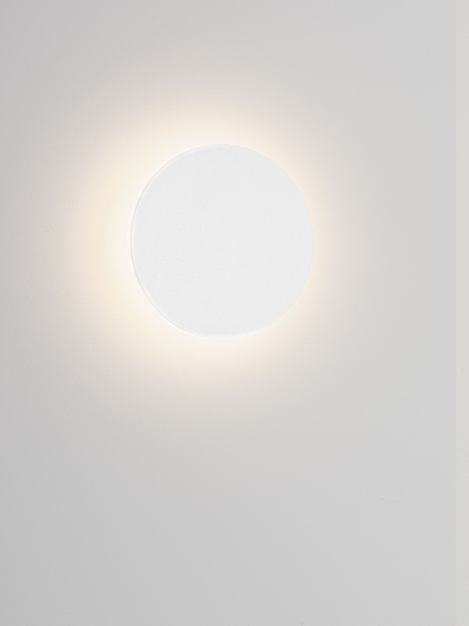 ELLUX [7]