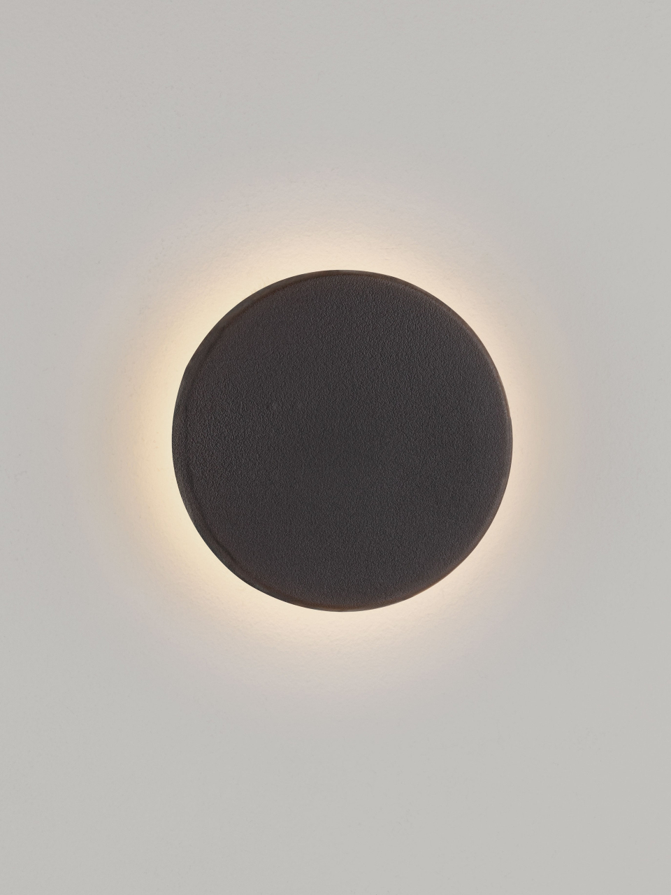 ELLUX [4]