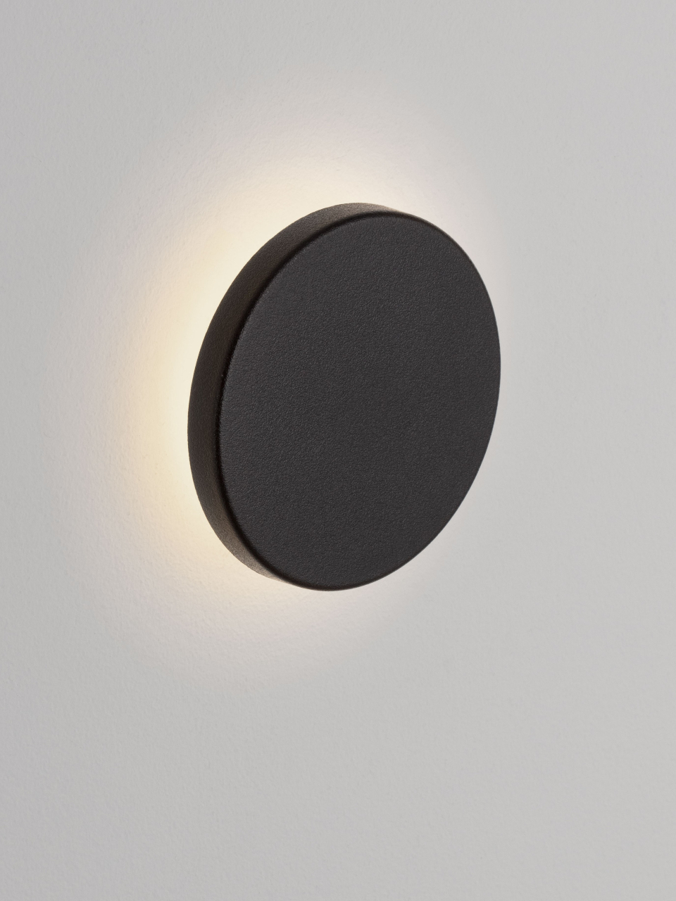 ELLUX [7]