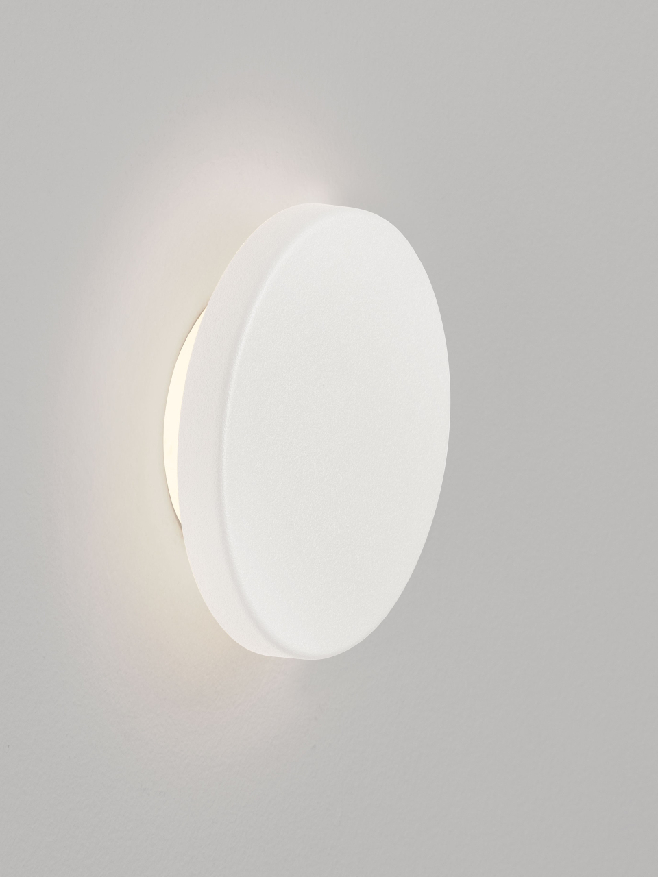 ELLUX [5]