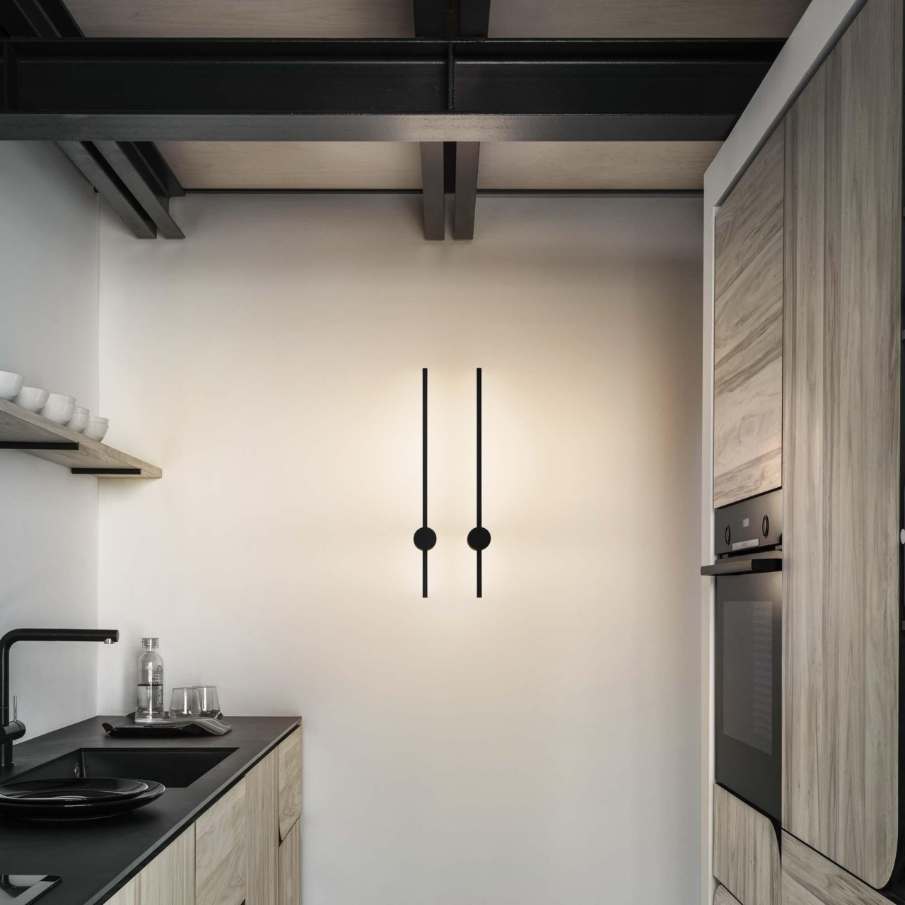 ESSENCE AP ROUND D075 LUCE IND. NERO 2700K [4]