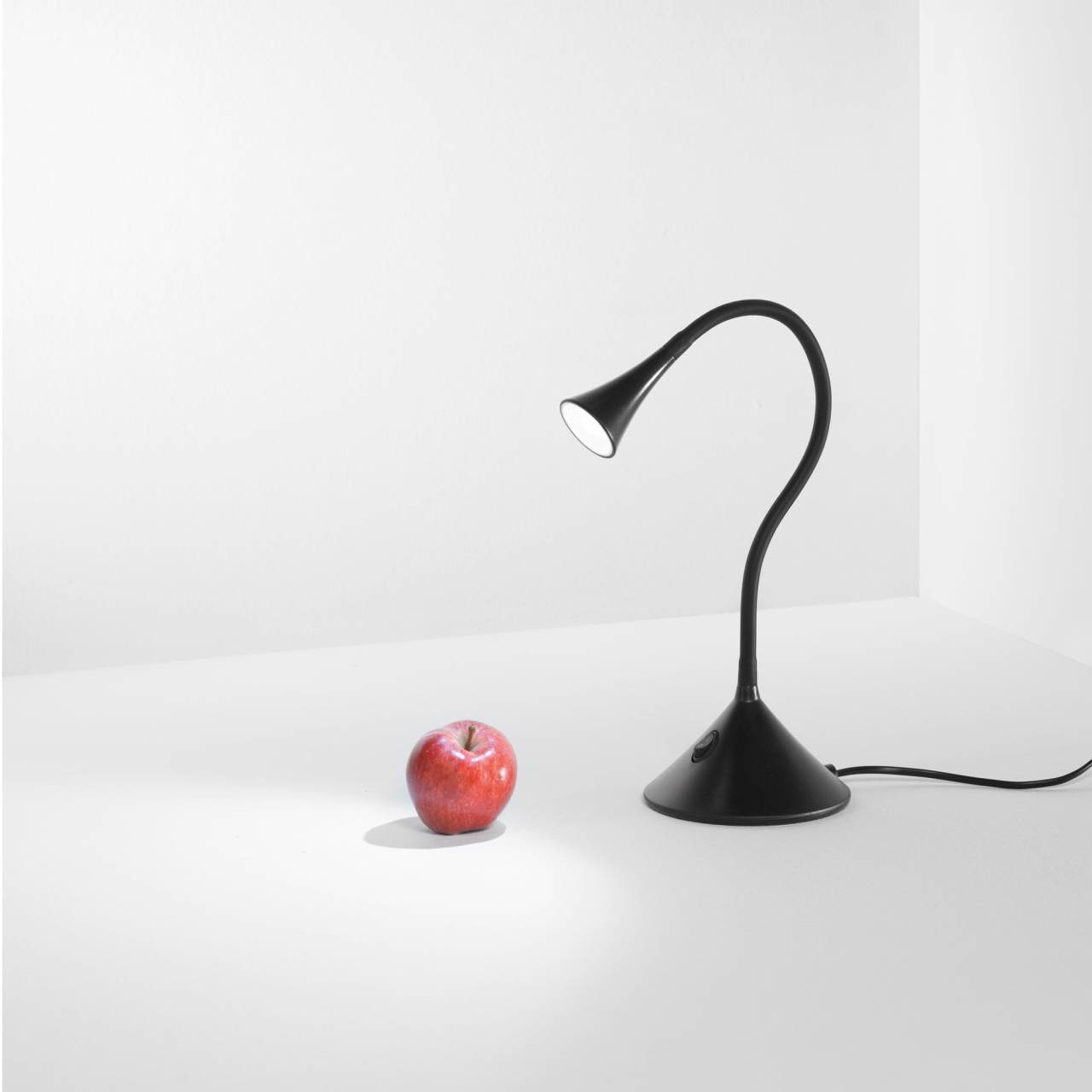 LAMPADA DA LETTURA LED NEWTON NERA  3,2W 300LM 4000K 13X13X51CM [2]