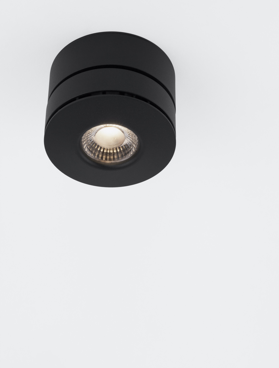 Lot B30-15W-SM-D10 [8]