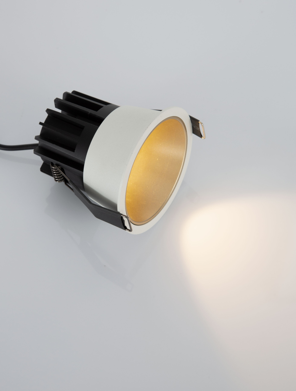 Luela WG27-12W-RC-D8.4 [4]