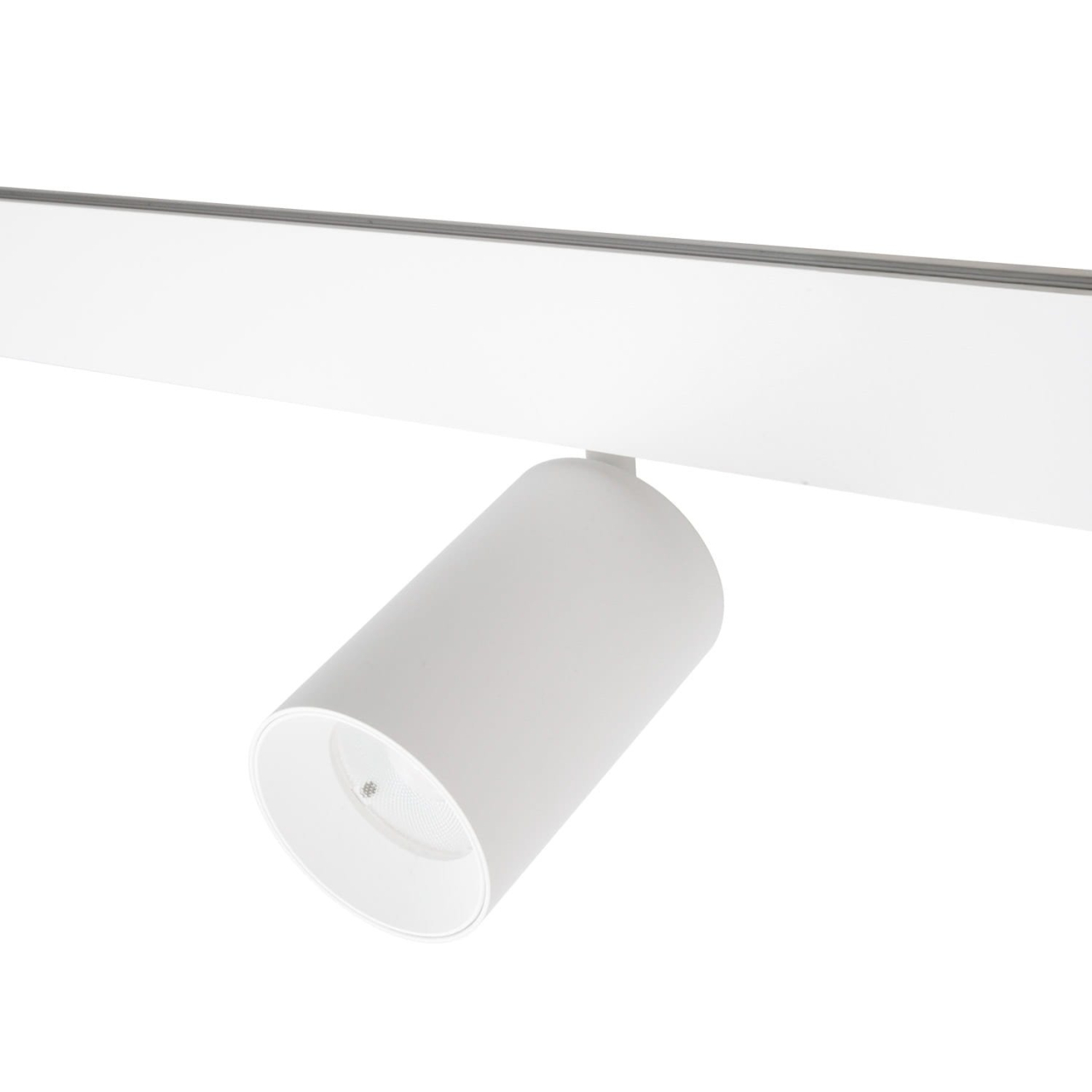 Maxlight M0032N Magnetic Reflector 18W On/Off [3]