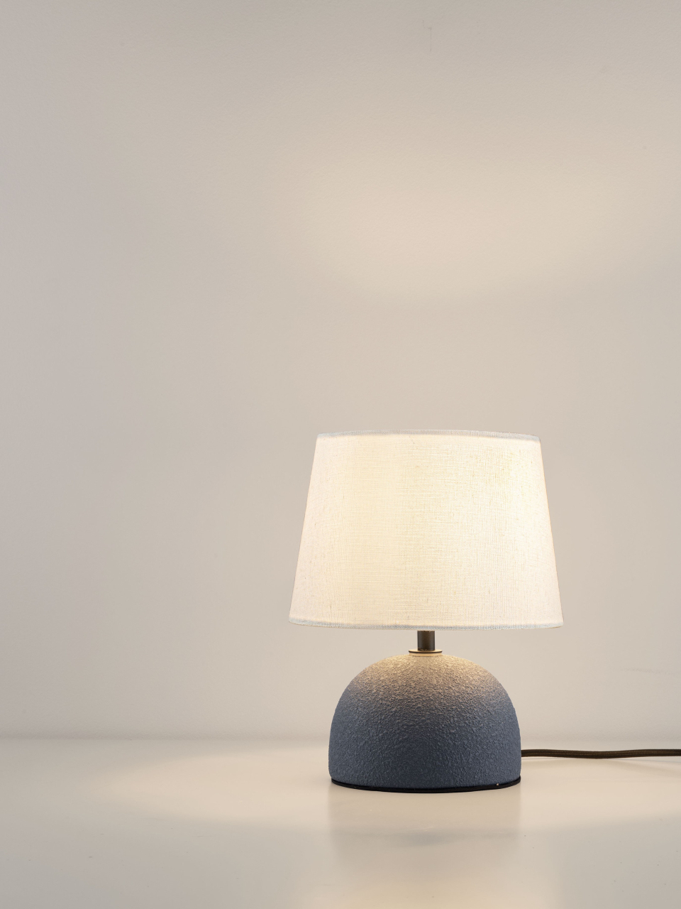 NOMA 1 blue & white [7]