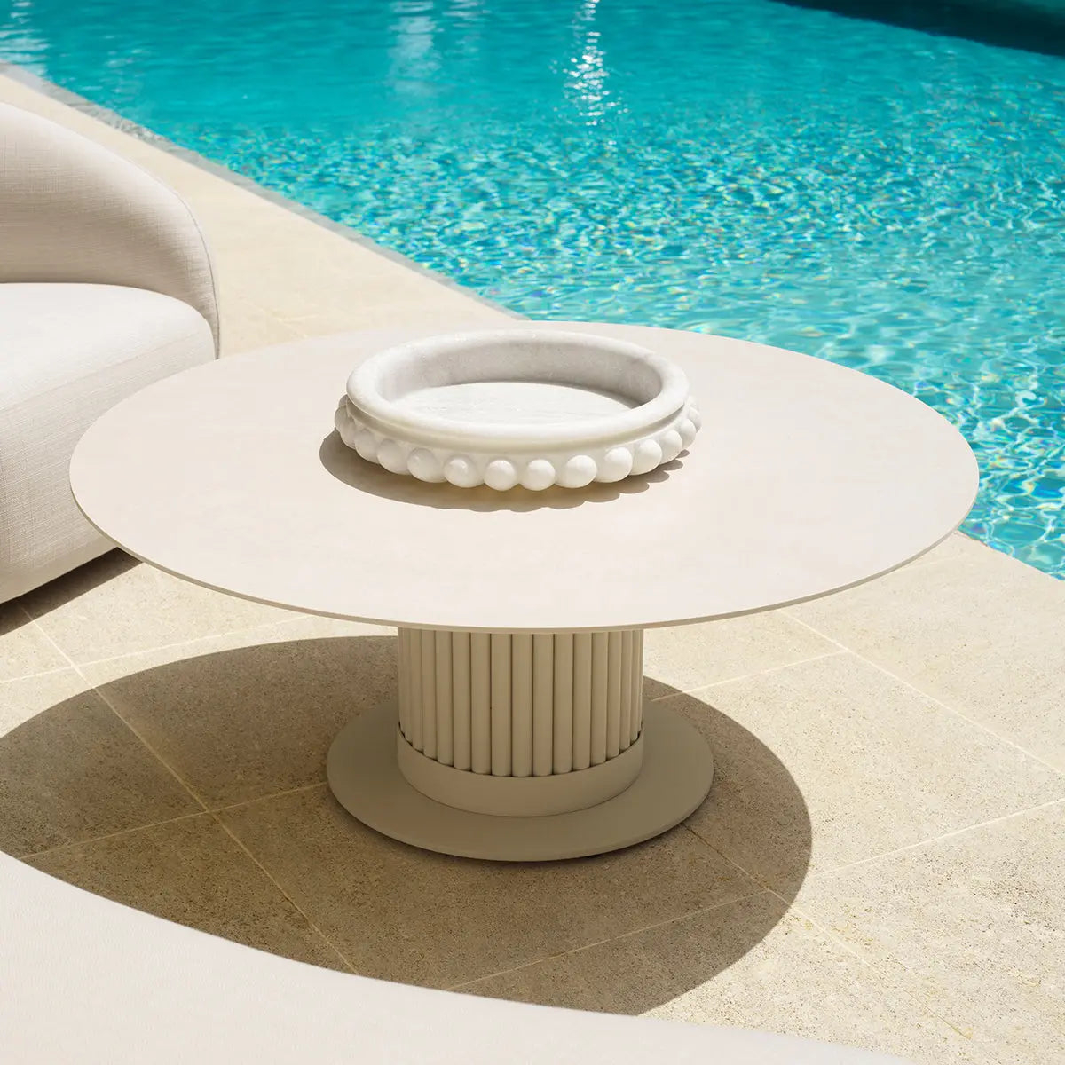 Outdoor Coffee Table Volterra Round | Eichholtz | Furniture [2]