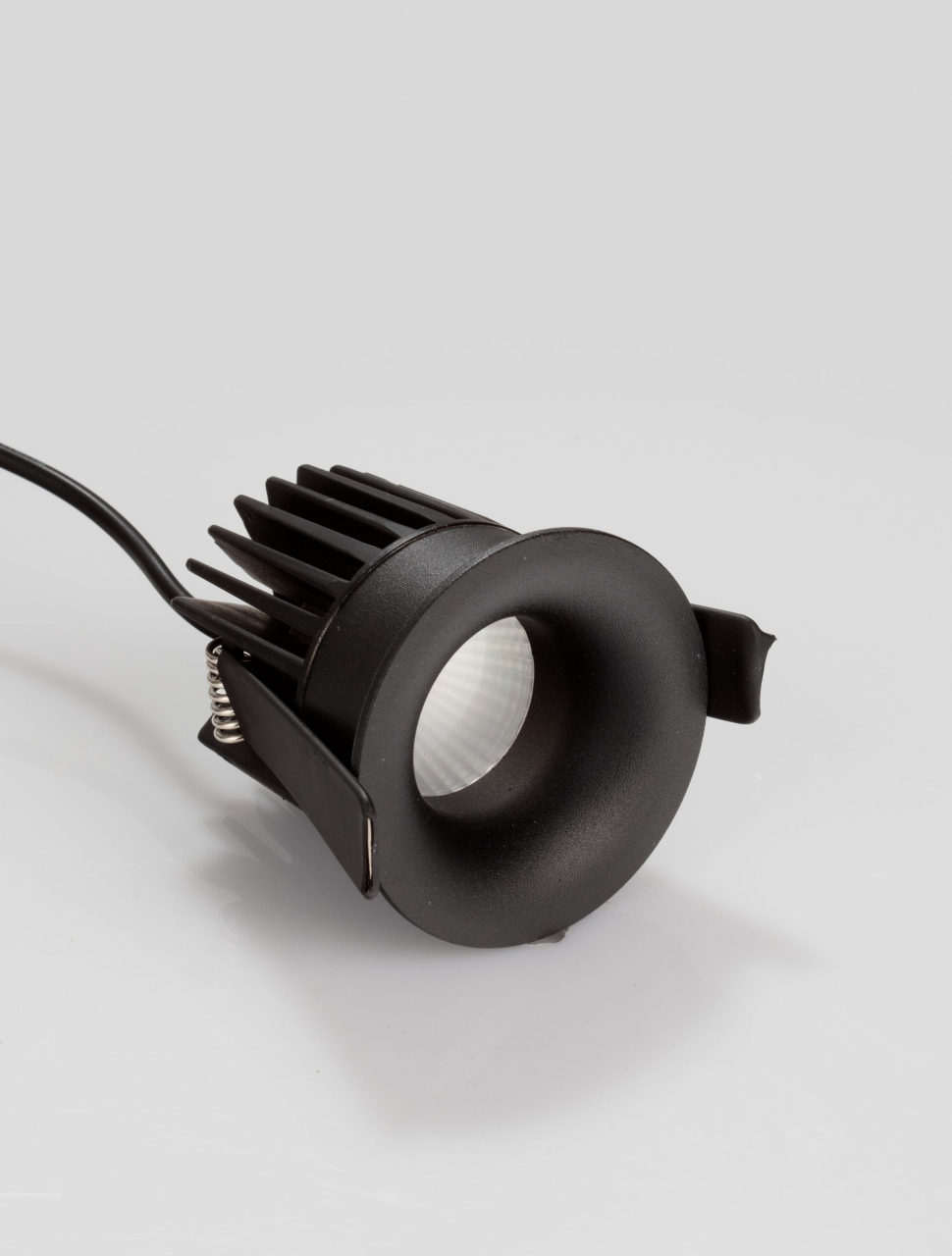 Petit B30-9W-RC-D6.2-H5.5 [3]