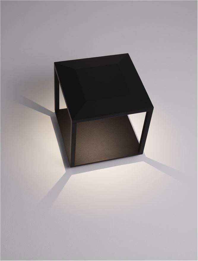 PRIVE stalp exterior 9030755 [5]