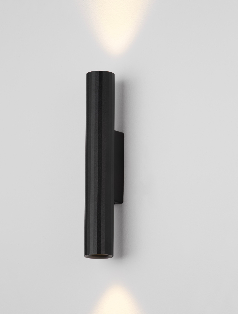 RIVETA [6]