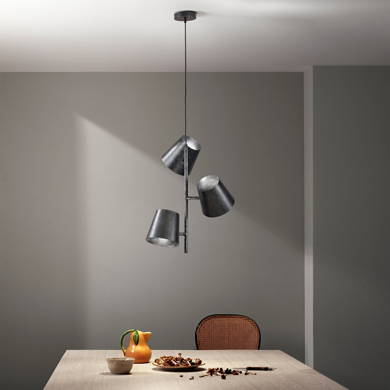 SOSPENSIONE COLT GRIGIA 3XE27 51X212CM [3]