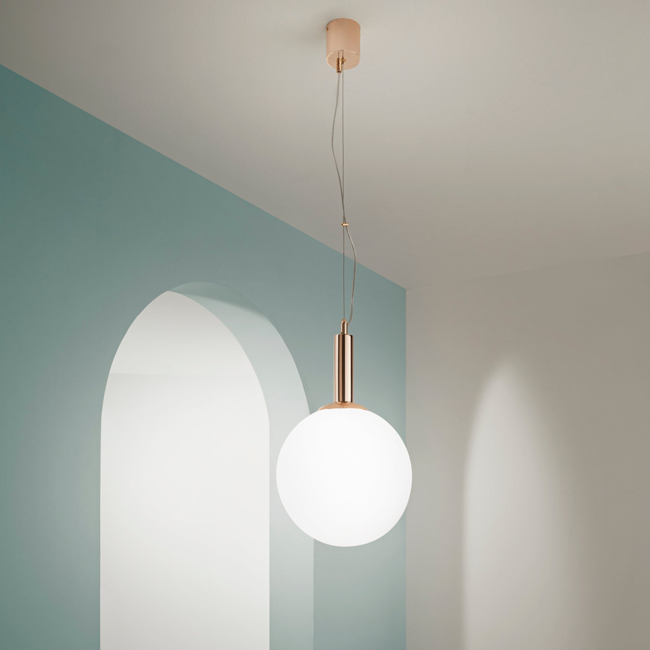 SOSPENSIONE HERA ORO 1XE27 30X160CM [3]