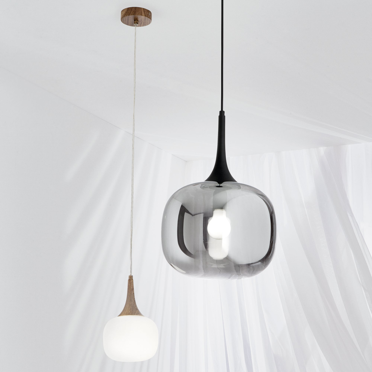 SOSPENSIONE JAIPUR FUME'/NERA 1XE14 17X17X150CM [2]