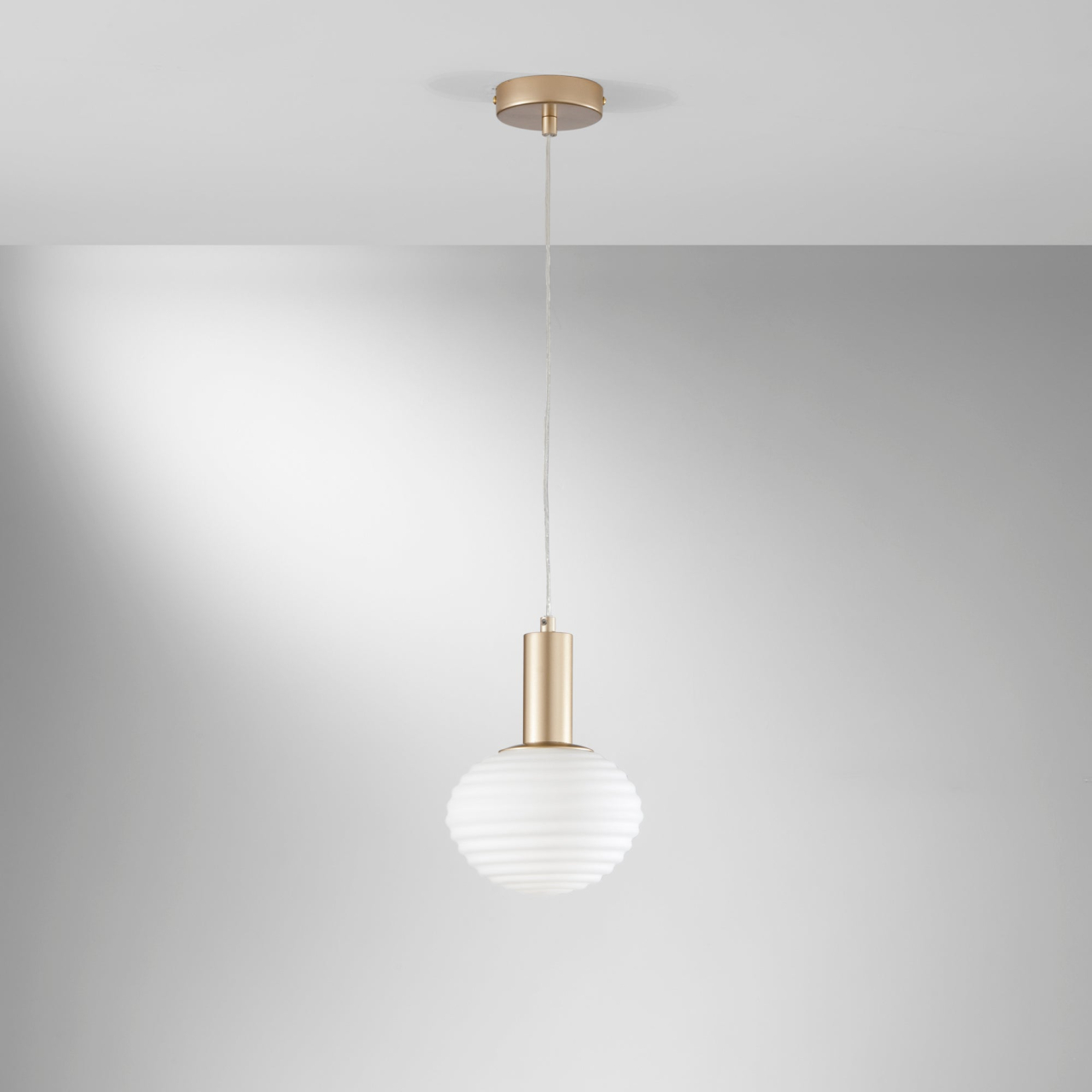 SOSPENSIONE RIPPLE ORO 1XE27 18X18X150CM [2]