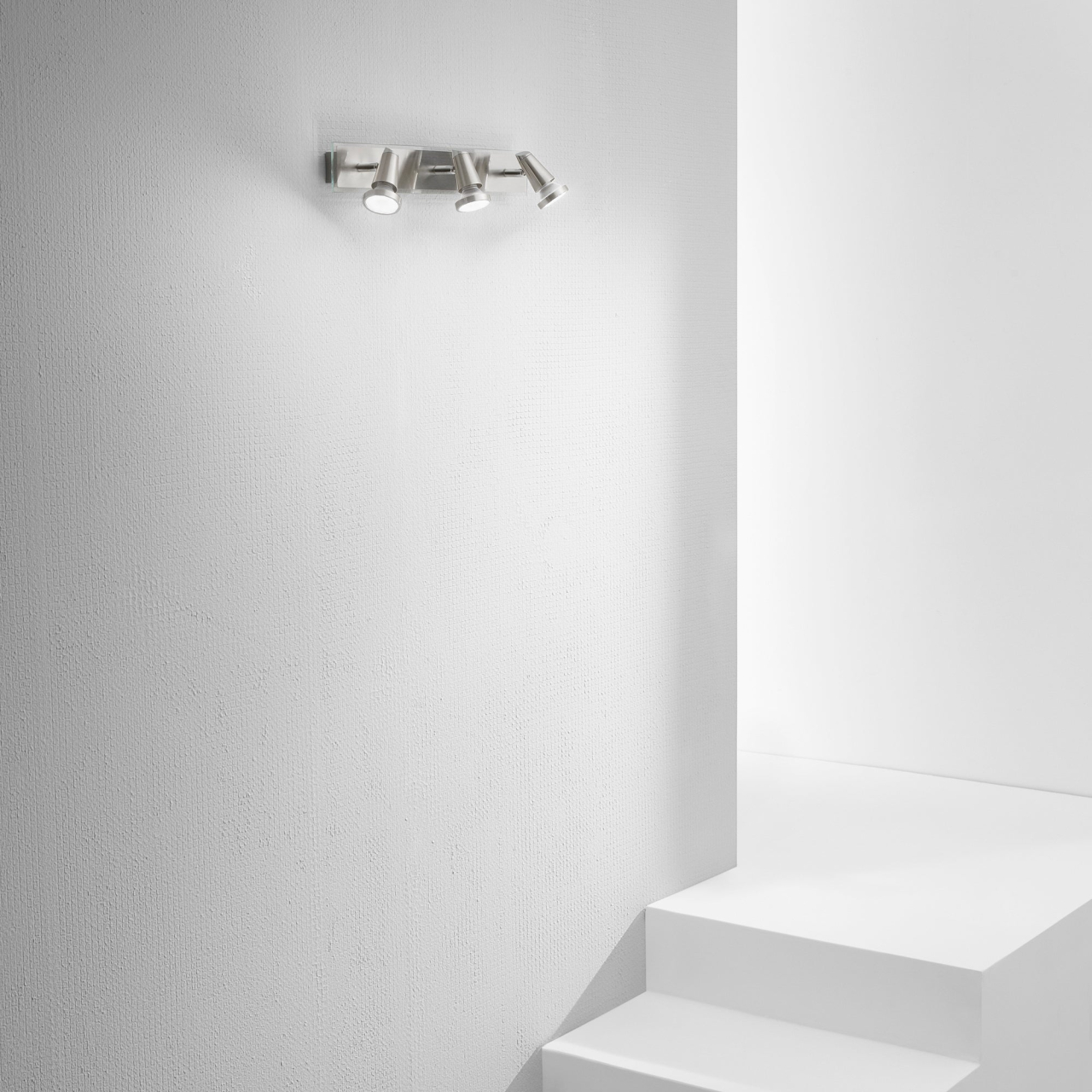 SPOT LED MIAMI CROMO/NICKEL 3XGU10 LED 5W 400LM 2700K 48X7X14,5CM [3]