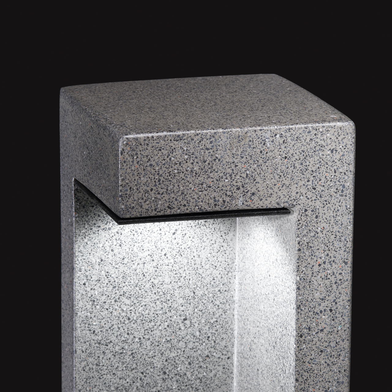 TITANO PT H74 4000K - stalpisor gradina [2]
