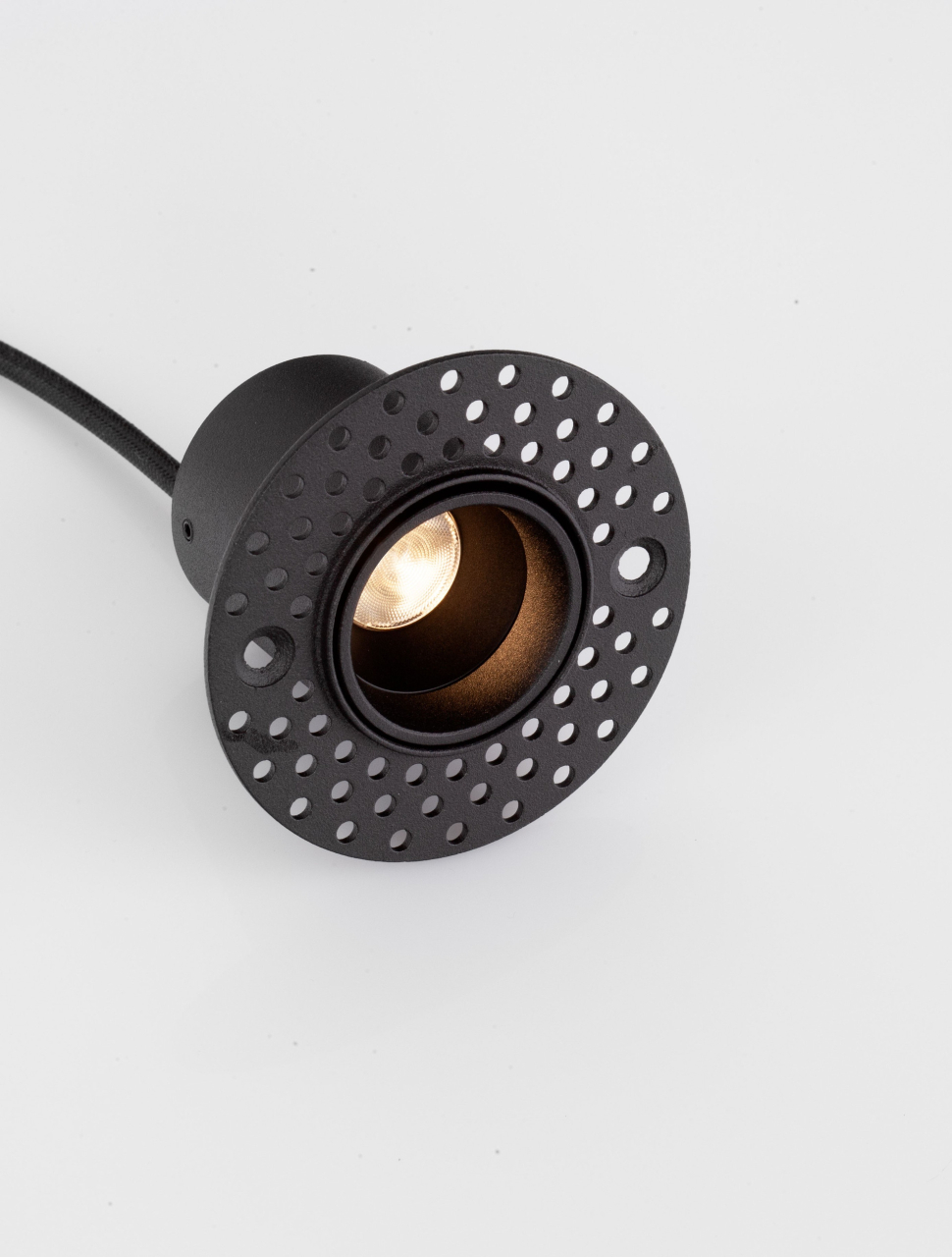 Uho B30-3W-RC-D6.8-A36 [3]