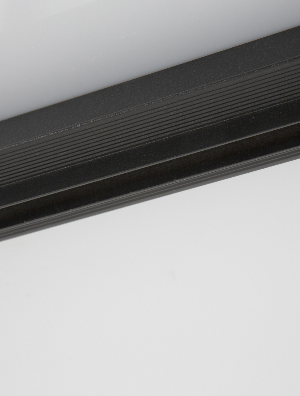 Ultra Slim Magnetic B-300W-Dali-RC-L200-installation [5]