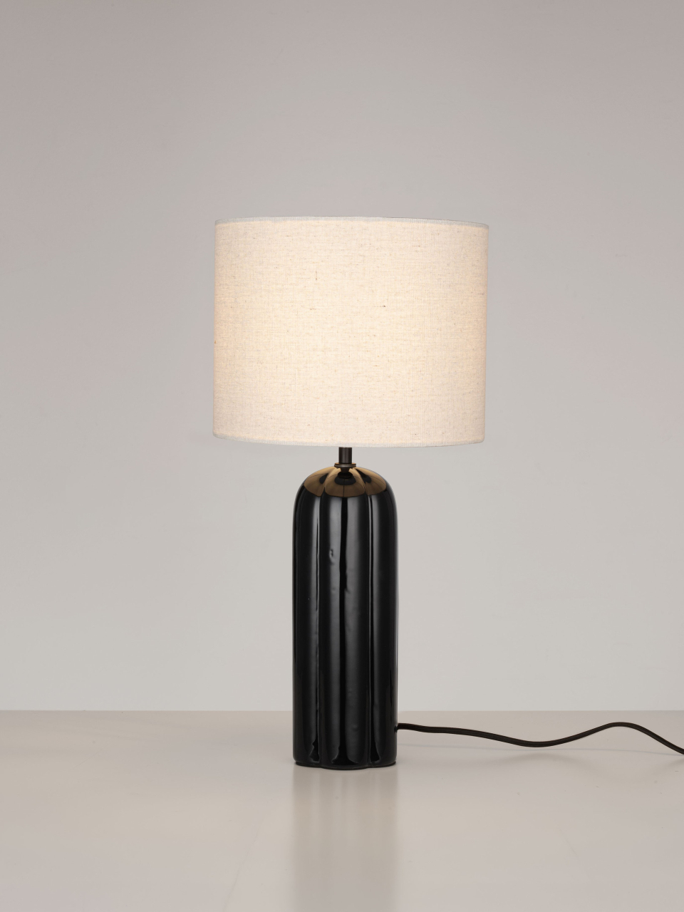 VALENTO 1 black & beige [4]