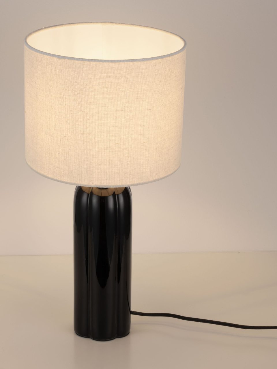 VALENTO 1 black & beige [5]