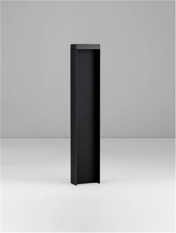 Alley stalp exterior-mare
