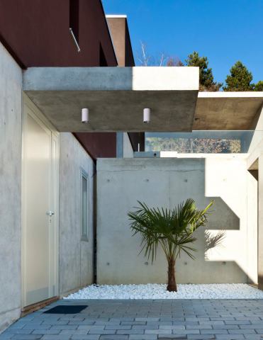 Exterior - CECI