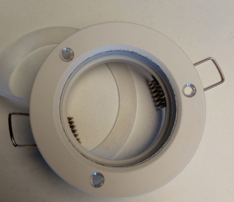 TEK  - Empotrable 1 Luz IP54