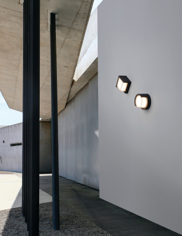 Exterior - MAX