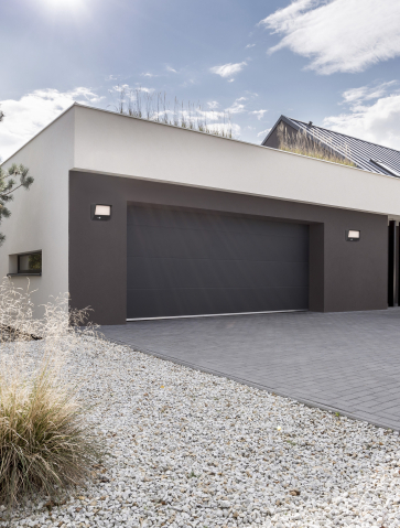 Exterior - VALOR