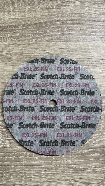 DISC SCOTCH-BRITE EXL UNITIZED WHEEL XL-UM 152X6X12.7, GR.2S [2]