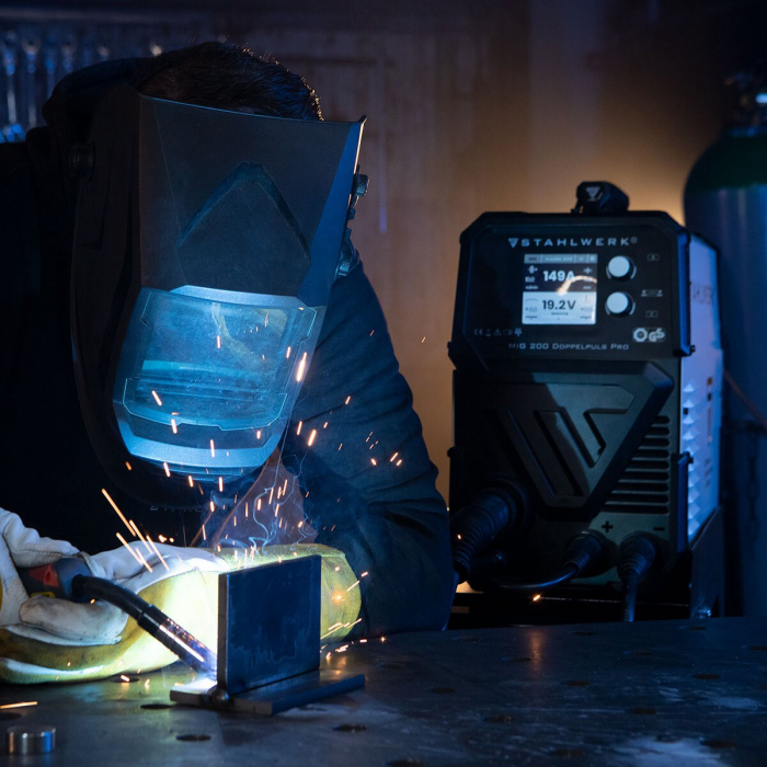 Aparat de sudura STAHLWERK MIG MAG 200 Pro complet sinergic cu functie de impuls si dublu impuls, cu pistolet pentru aluminiu [11]