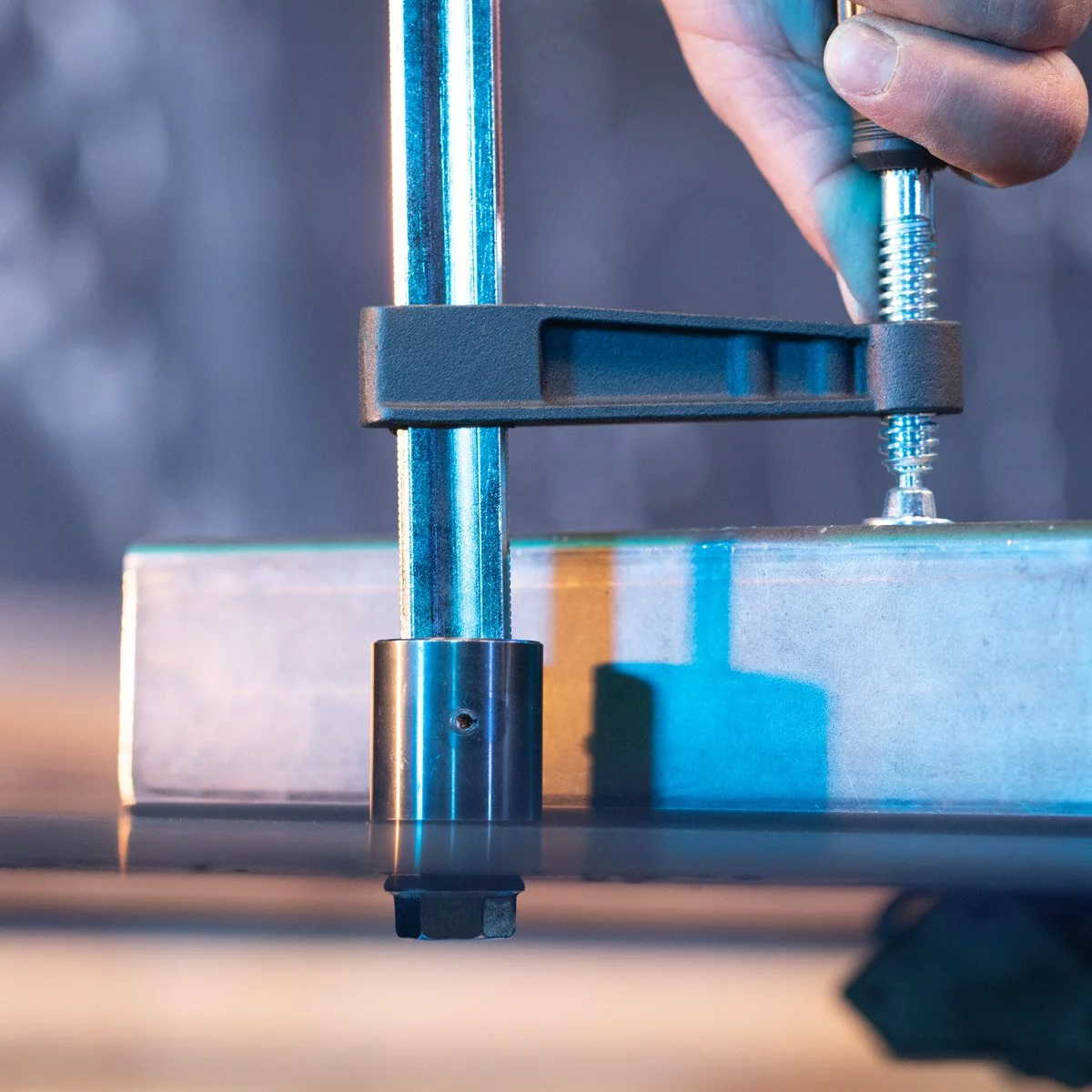 Masă de sudură 3D STAHLWERK WT-100 3D ST cu capacitate de încărcare de 1.000 kg, sistem de găuri D16 și blat de lucru de 6 mm 100 x 80 cm, kit DIY pentru masă de asamblare auto-sudură din oțel carbon [6]