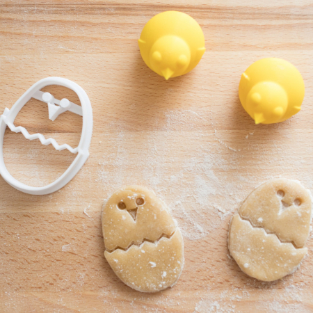 Easter's cookie cutter - Round chicken in egg [2]